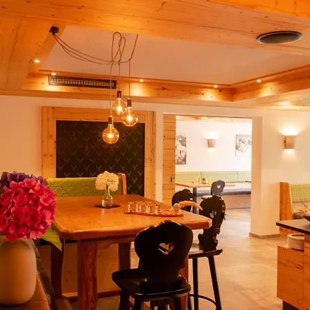 Vendégház Gaestehaus Hoernerblick *